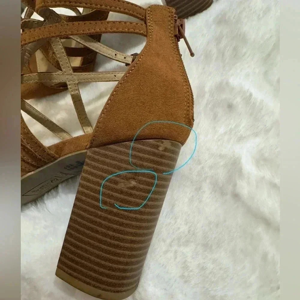 Brash Carmel Tan Suede Strappy Block Heel Sandals 8.5 Y2K 2000’s going out shoes - Picture 11 of 15
